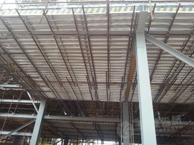 【湖北】你知道镀锌钢跳板为什么要有加强筋吗?