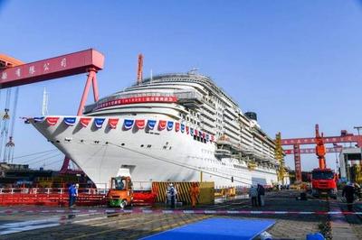 重磅!中国首制大型邮轮实现坞内起浮,总体建造进度过半